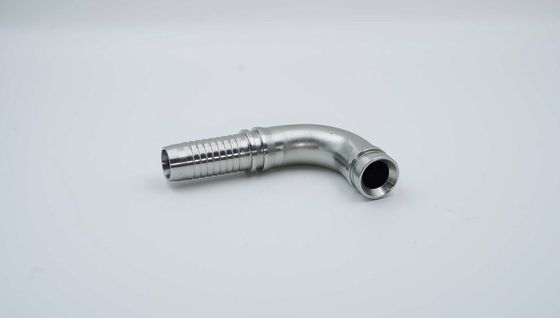 Fittings per tubi idraulici in acciaio al carbonio medio su misura con lavorazione CNC